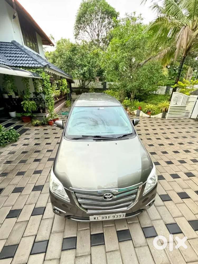 Toyota Innova 2.5 Diesel 2013 Nov Make 2014 Rgd
