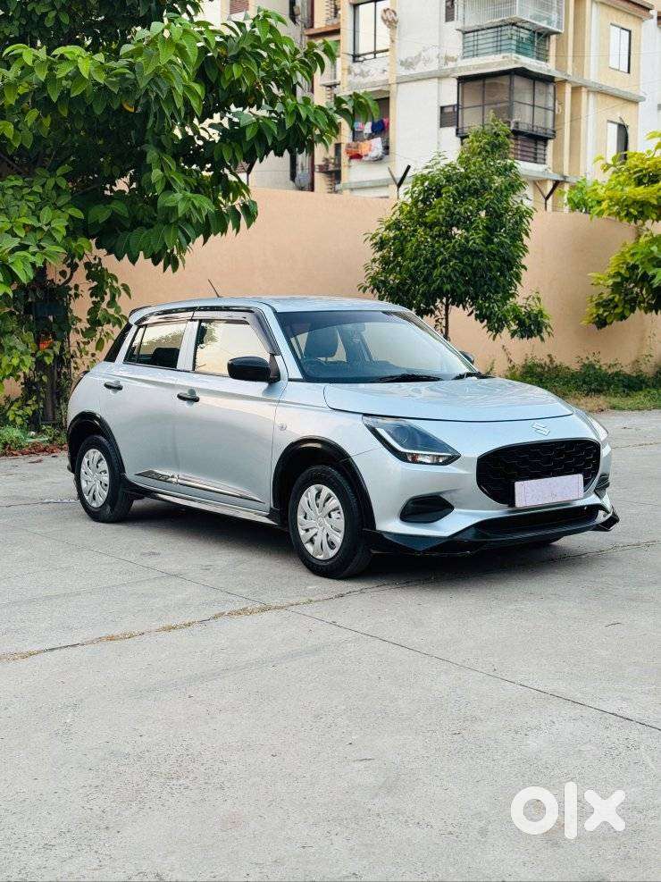 Maruti Suzuki Swift Lxi Option, 2025, Petrol