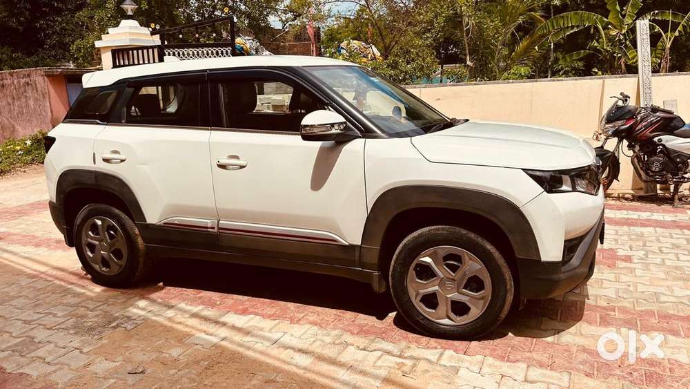 Maruti Suzuki Brezza 1.5 Vxi Smart Hybrid, 2022, Petrol