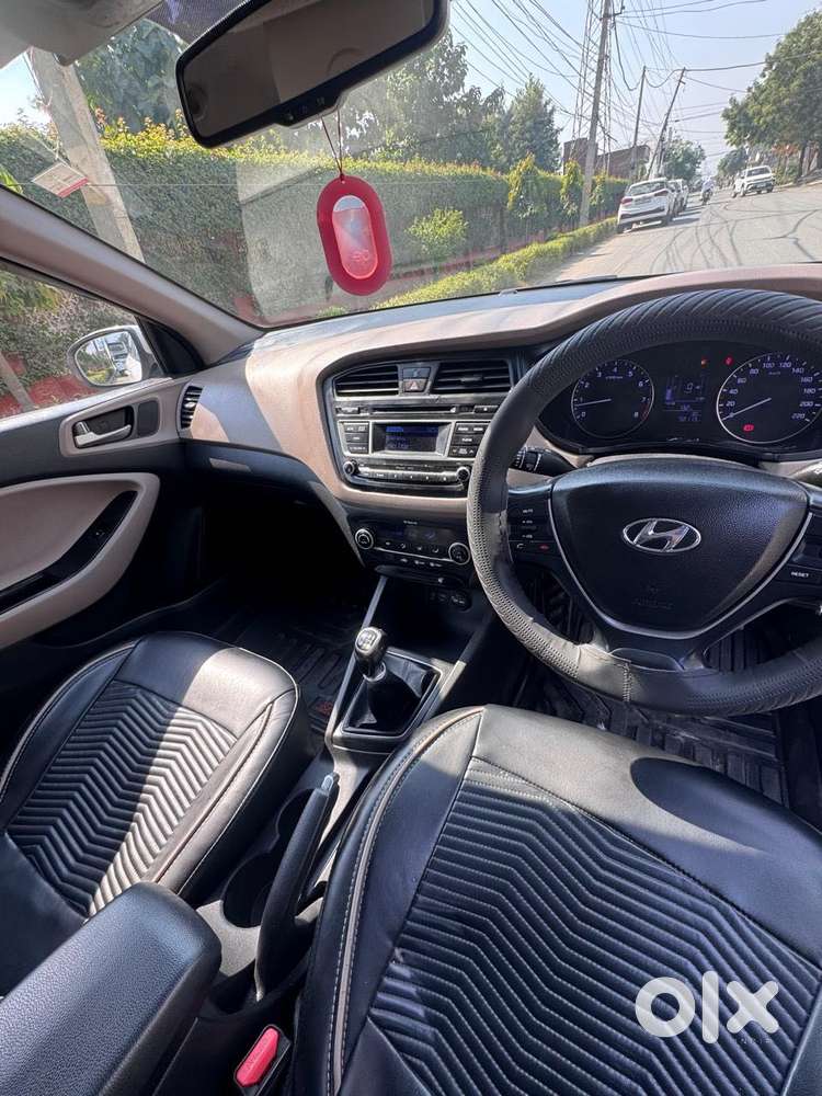 Hyundai I20 Sportz 1.2 Bs-iv, 2015, Petrol