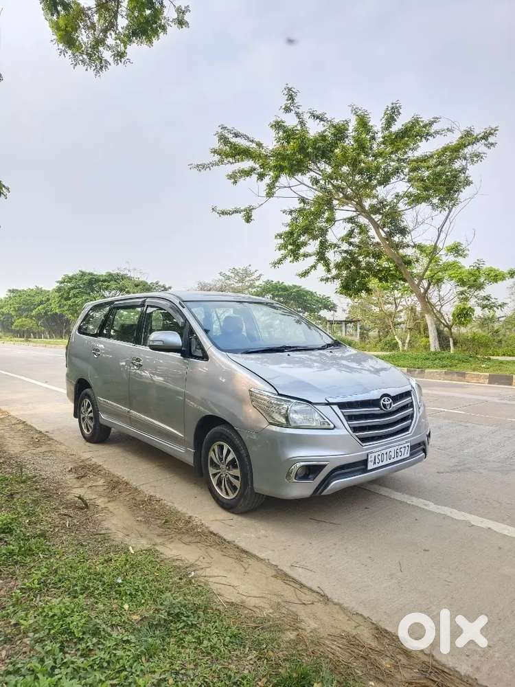 Toyota Innova 2016 Diesel Well Maintained
