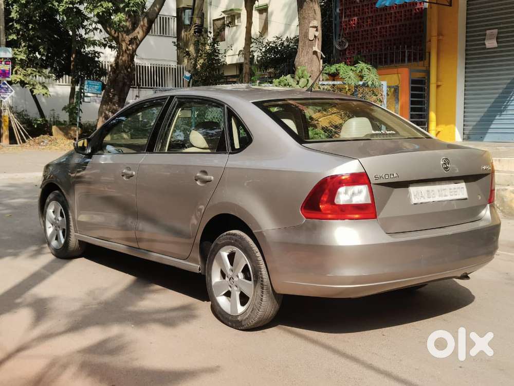 Skoda Rapid 1.5 TDI AT Ambition, 2016, Diesel