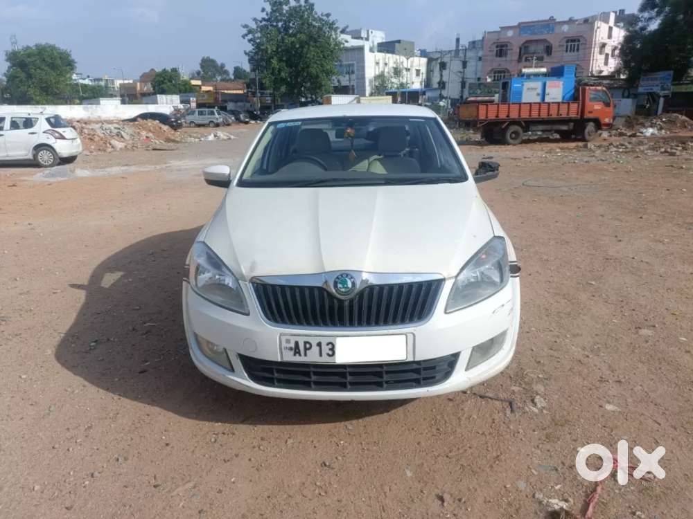 Skoda Rapid Ambition 1.6 Tdi Cr Manual Plus, 2013, Diesel