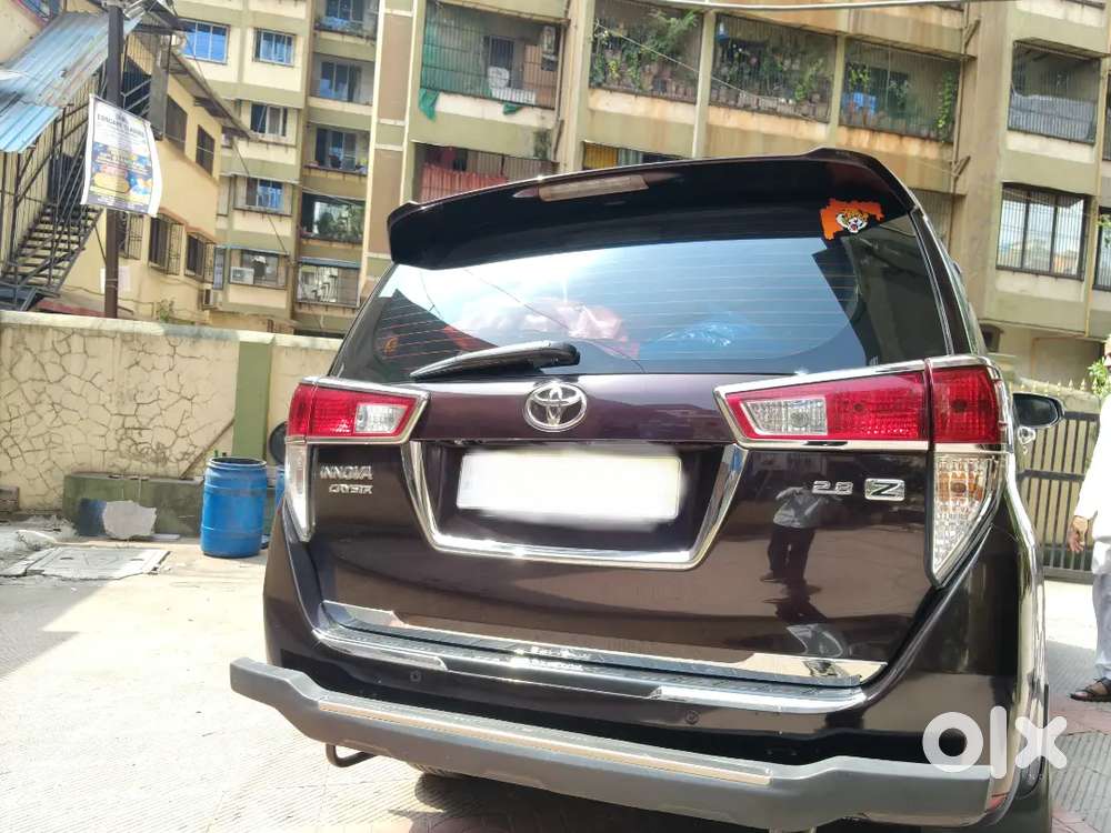 Toyota Innova Crysta 2018 Diesel Well Maintained