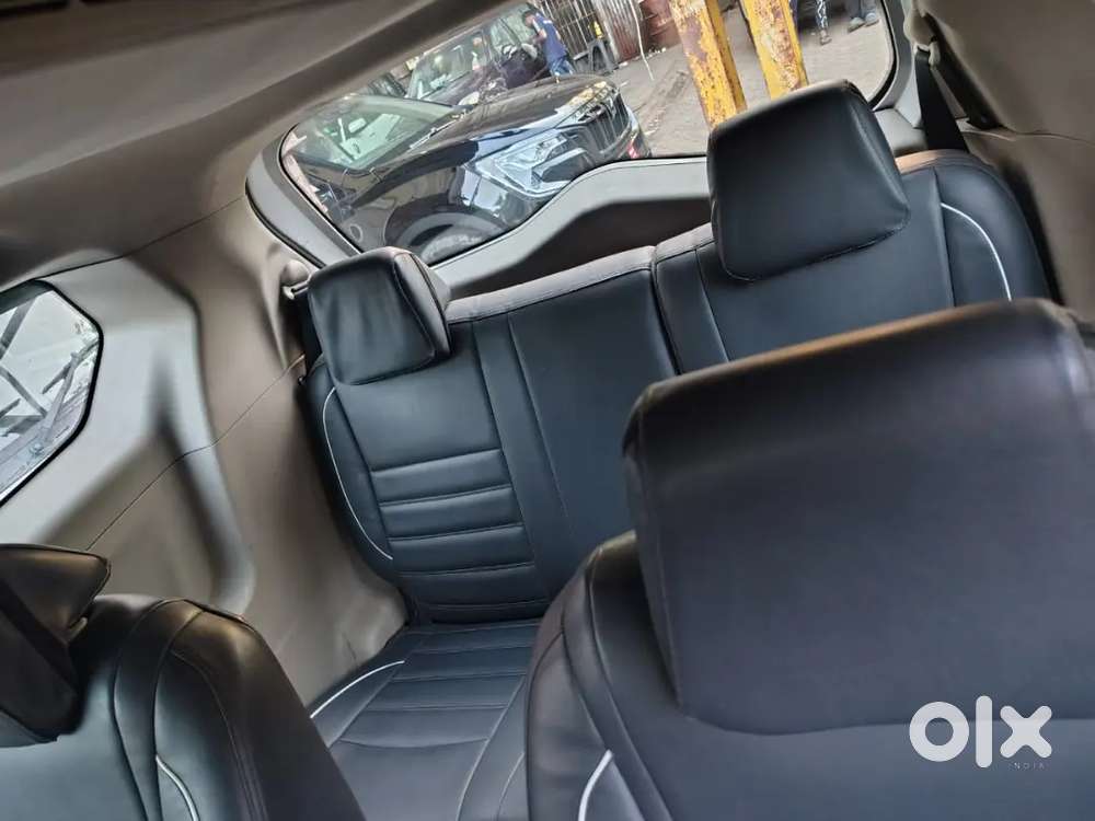 Mahindra Marazzo M2 Diesel &ndash; August 2018 Model