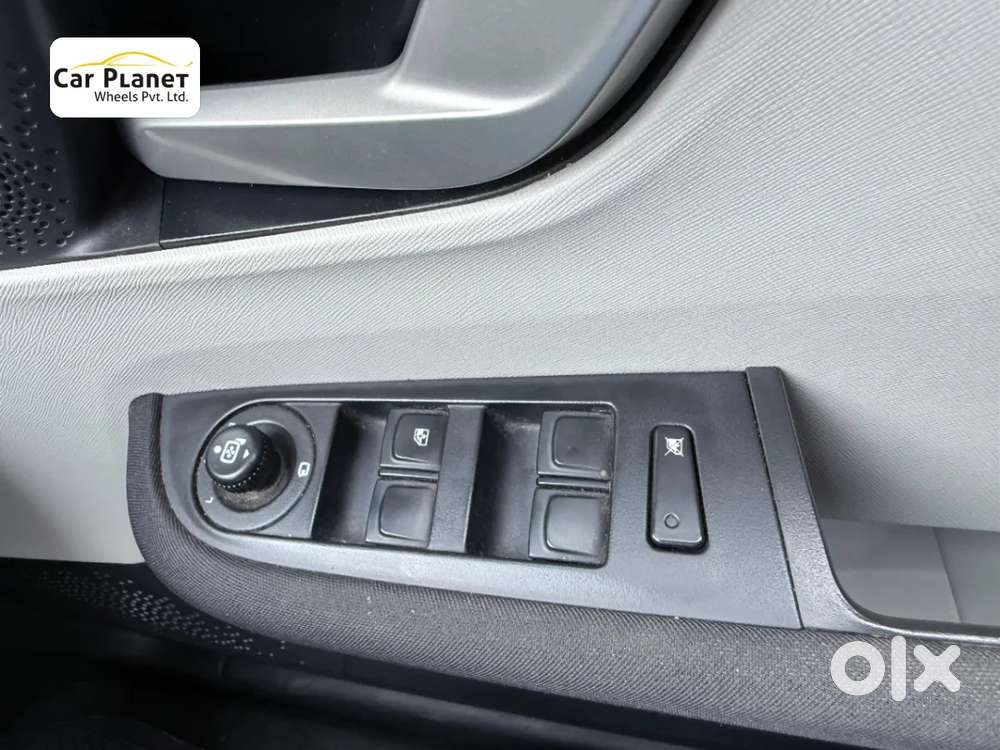 Tata Altroz Xza Plus (o) (s), 2023, Petrol