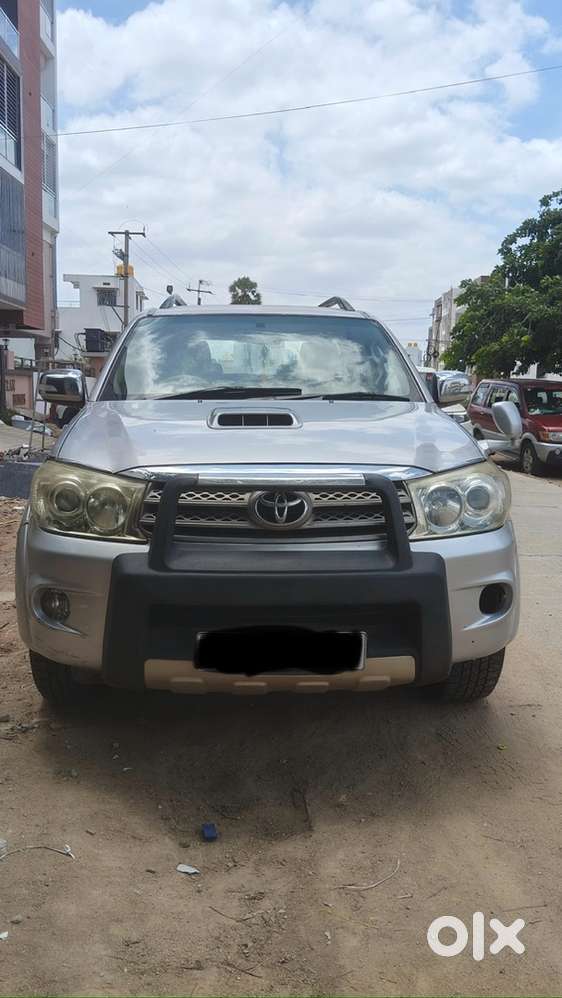 Toyota Fortuner Diesel 2011