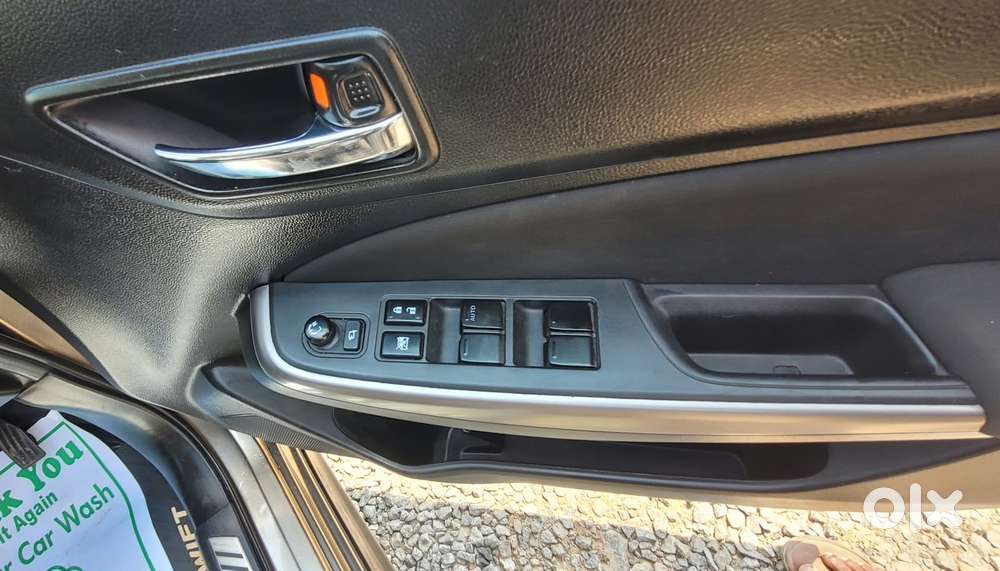 Maruti Suzuki Swift Zxi Plus, 2022, Petrol