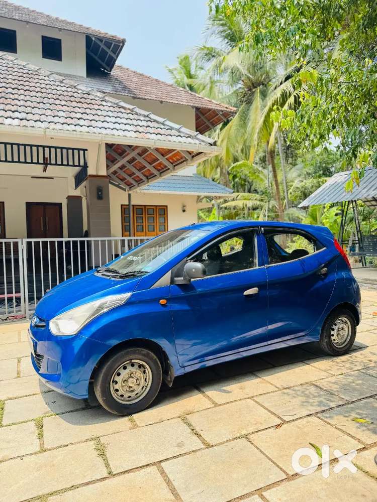 Hyundai Eon 2013. Good Condition Paper's All Clear