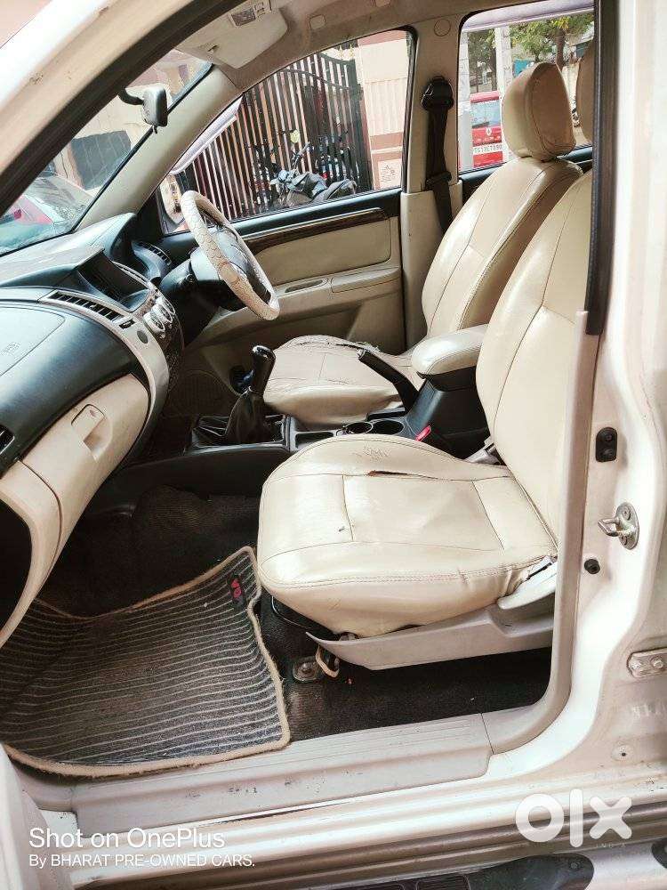 Mitsubishi Pajero Sport 2.5 Manual, 2013, Diesel