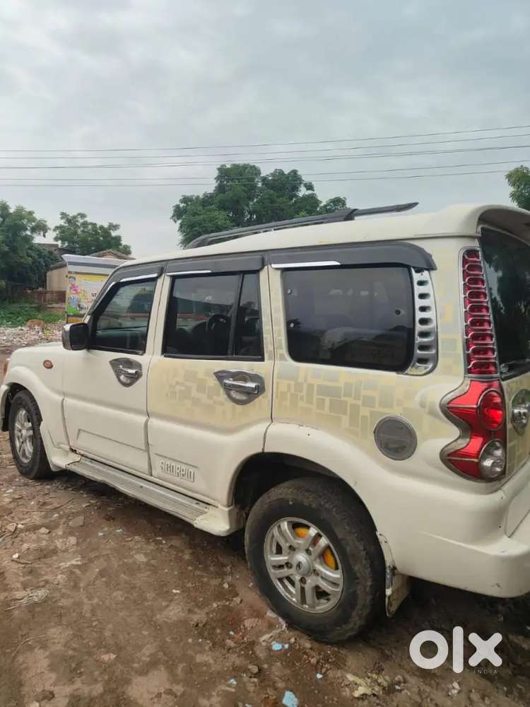 Mahindra Scorpio 2011