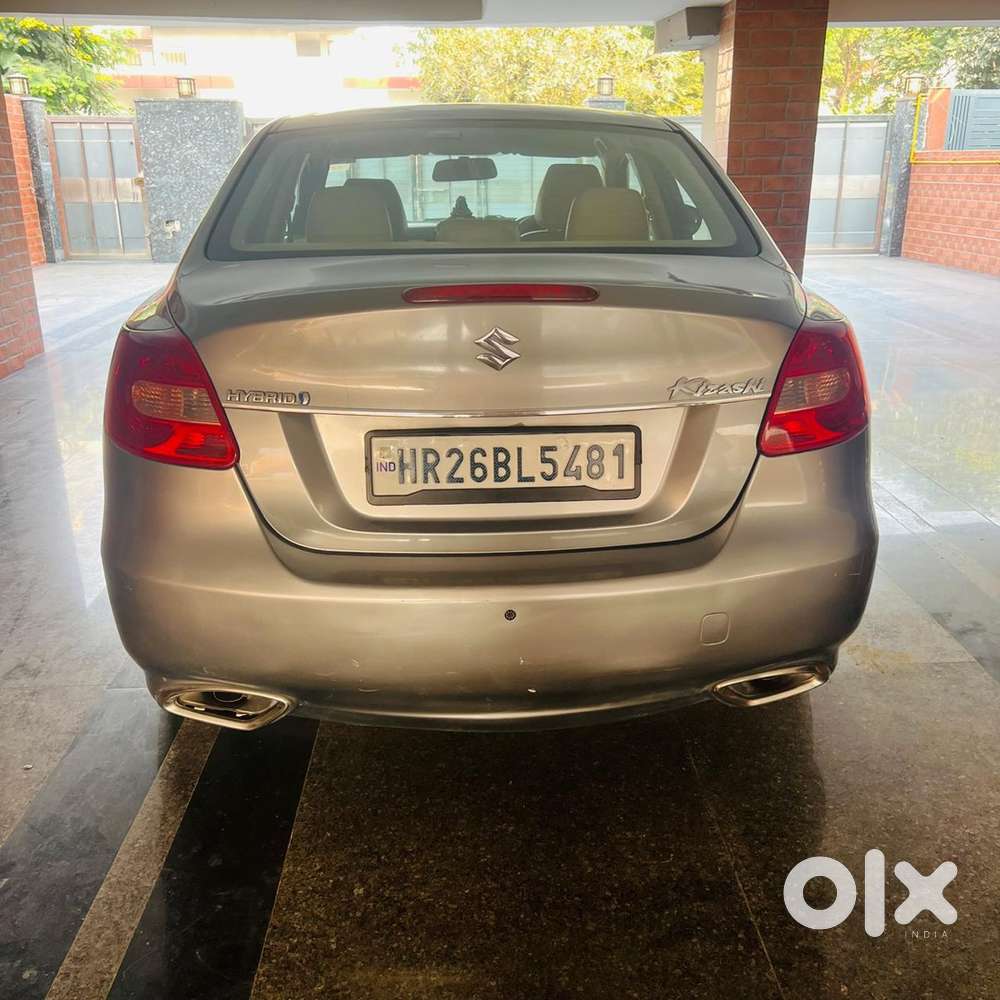 Maruti Suzuki Kizashi 2011