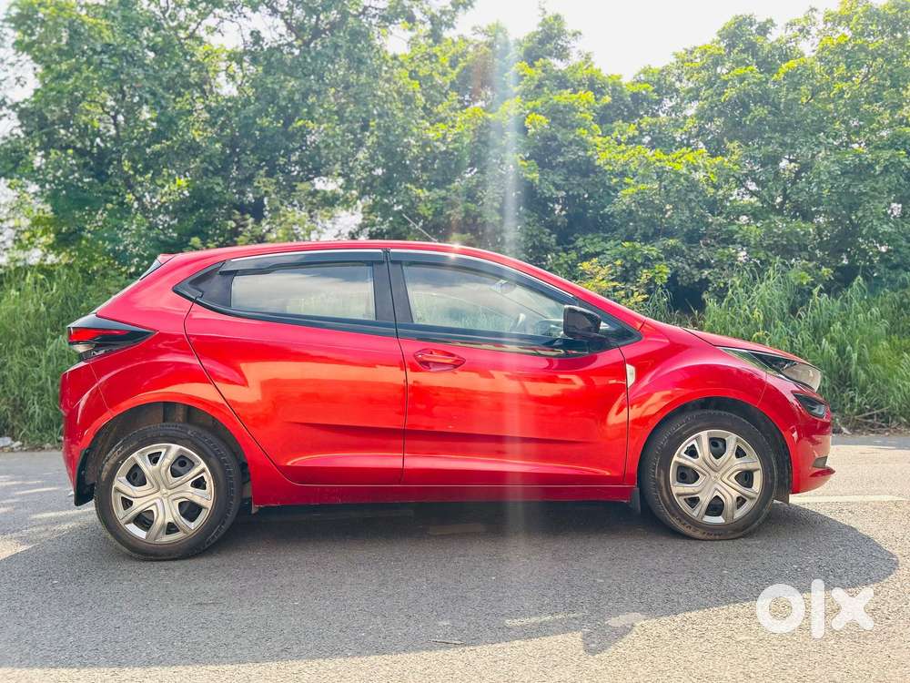 Tata Altroz 1.2 Xm Plus, 2021, Petrol