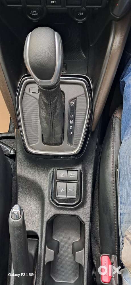 Toyota Urban Cruiser Hyryder 1.5 V Hybrid, 2024, Petrol