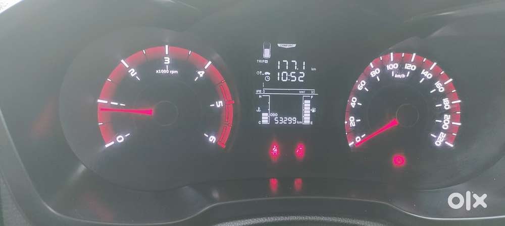 Mahindra Xuv300 W6 Diesel, 2023, Diesel