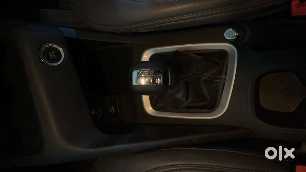 Nissan Magnite Kuro Edition Petrol Amt, 2025, Petrol