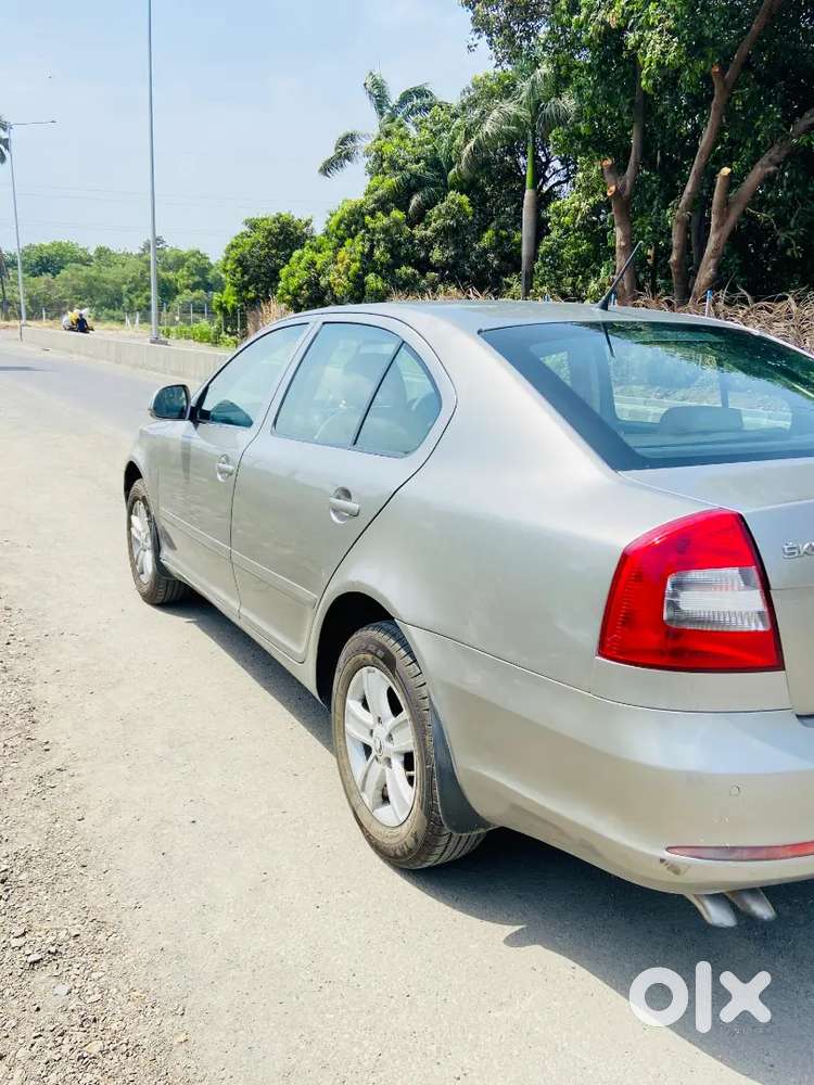Skoda Laura 2011 Diesel 125000 Km Driven
