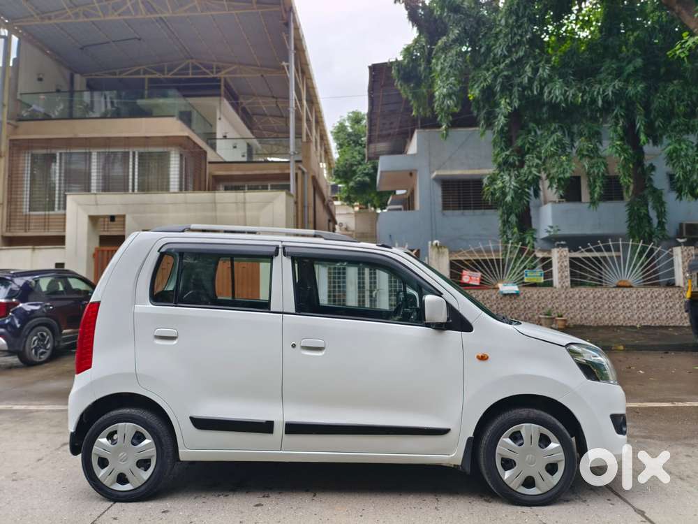 Maruti Suzuki Wagon R 1.0 Vxi Ags, 2016, Petrol
