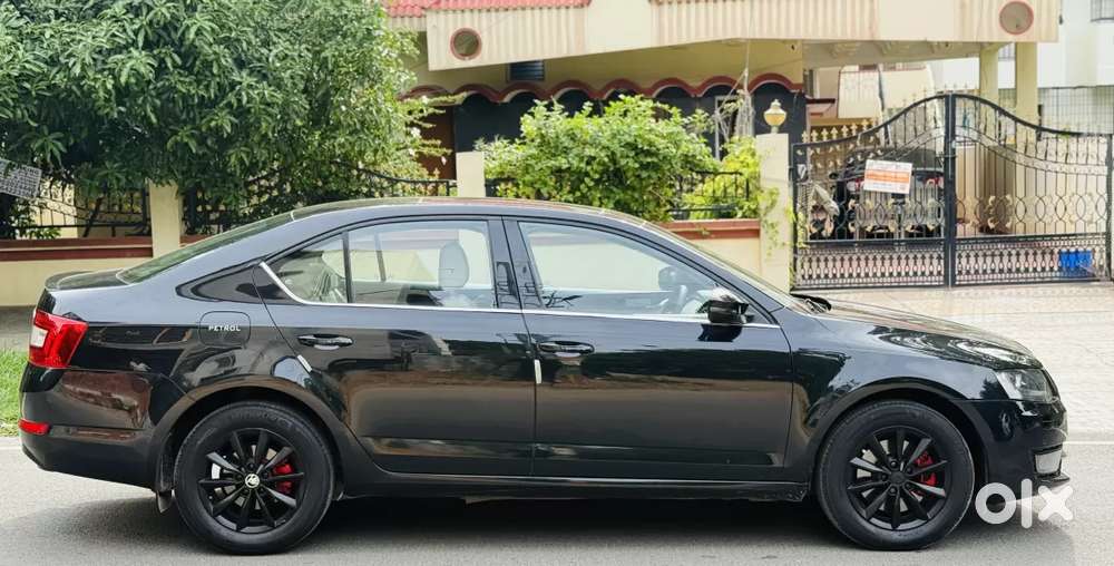Skoda Octavia Elegance 1.8 Tsi At, 2014, Petrol
