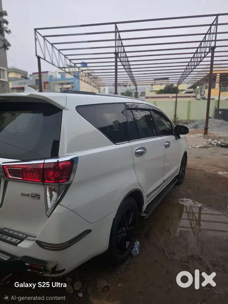 Toyota Innova Crysta 2019 2.4z