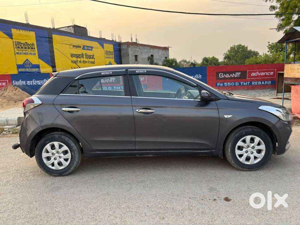 Hyundai I20 Sportz 1.2 Ivt, 2020, Petrol