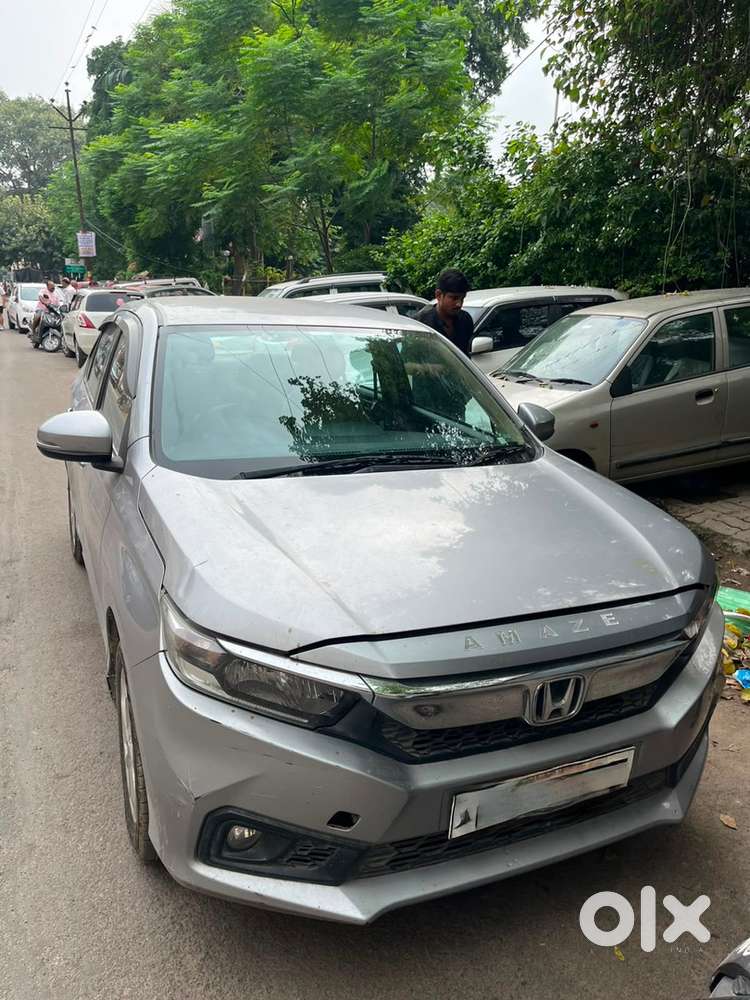Honda Amaze 2020 - Petrol - 42500 Kms.