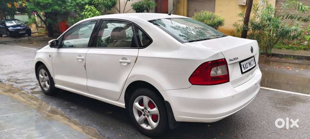 Skoda Rapid 1.6 TDI Ambition Plus Alloy, 2014, Diesel