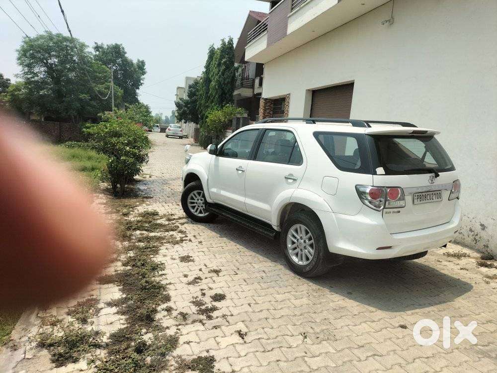 Toyota Fortuner 3.0 4x2 Mt, 2014, Diesel