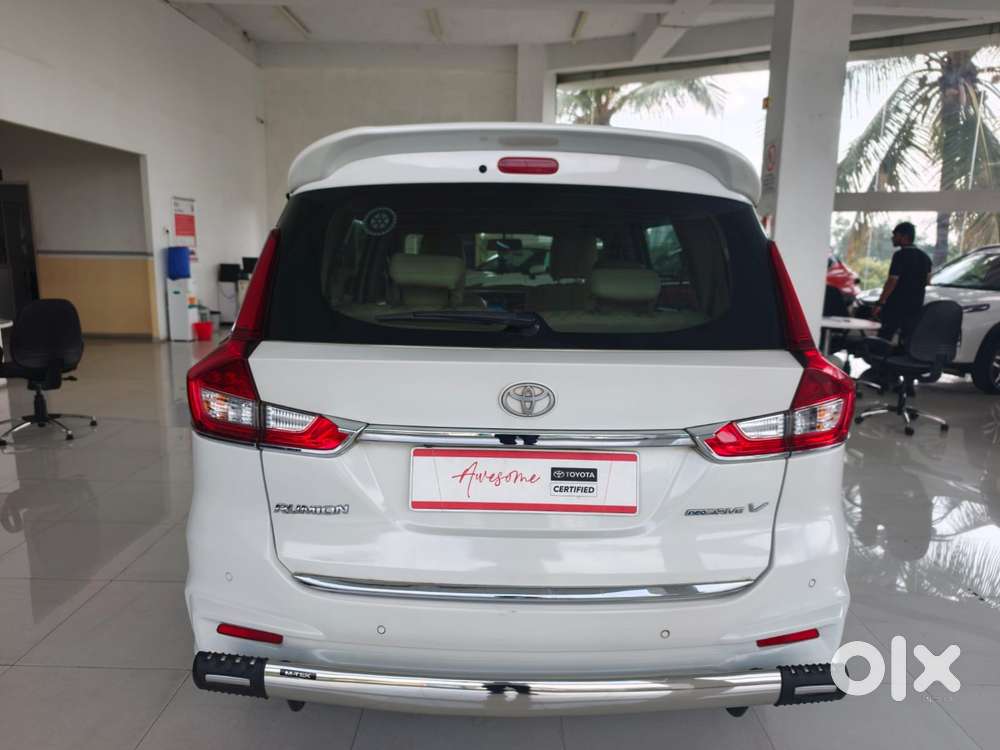 Toyota Rumion V Mt, 2023, Petrol