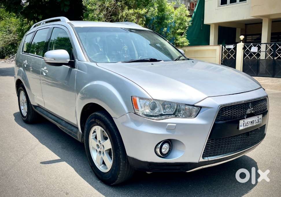 Mitsubishi Outlander New, 2011, Petrol