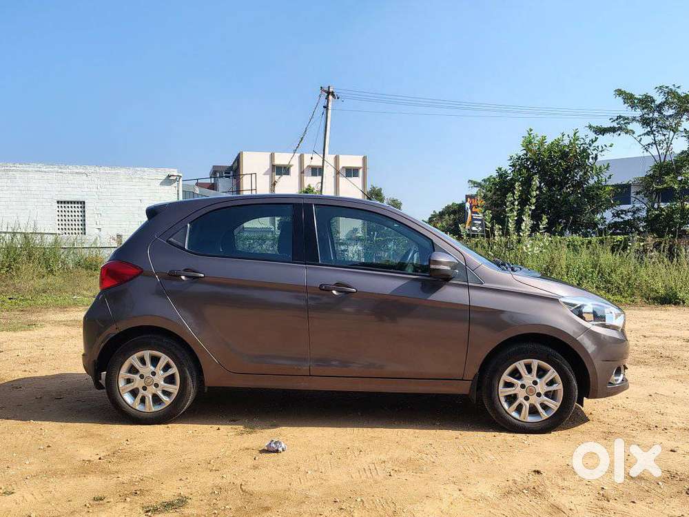 Tata Tiago 1.2 Revotron Xza, 2018, Petrol