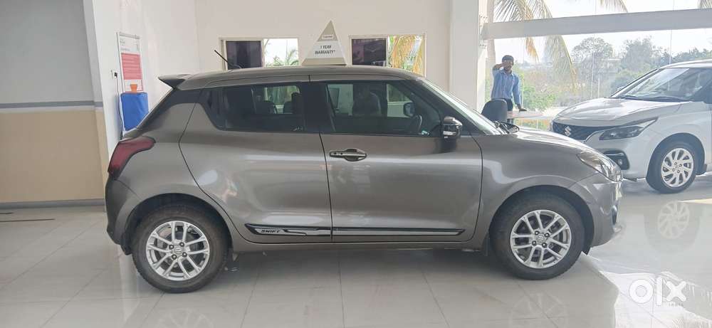 Maruti Suzuki Swift Amt Zxi Plus, 2022, Petrol