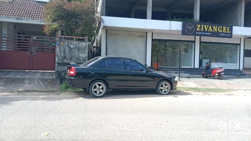 Mitsubishi Lancer 2004 Diesel 160000 Km Driven