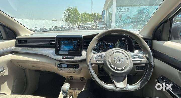 Toyota Rumion V At, 2024, Petrol