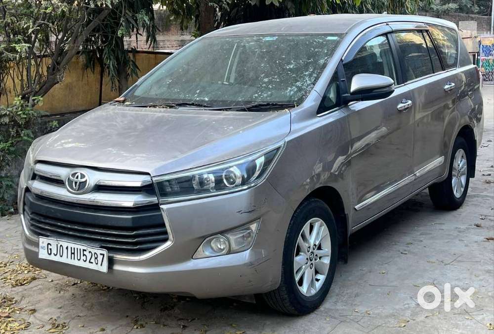 Toyota Innova Crysta
