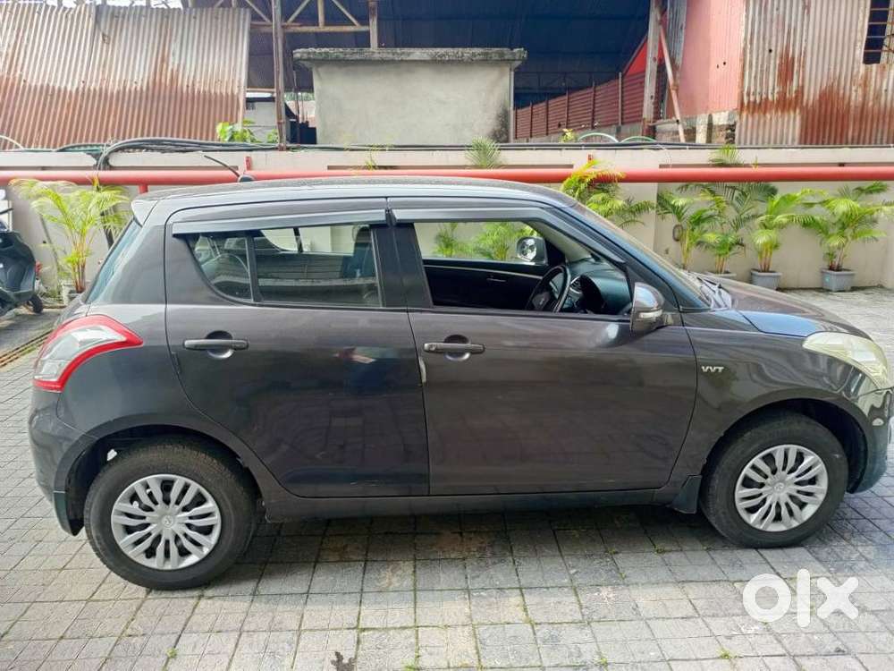Maruti Suzuki Swift Vxi, 2015, Petrol