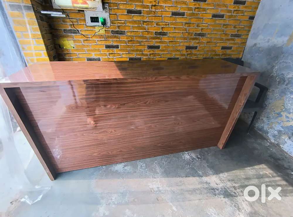 Shop counter