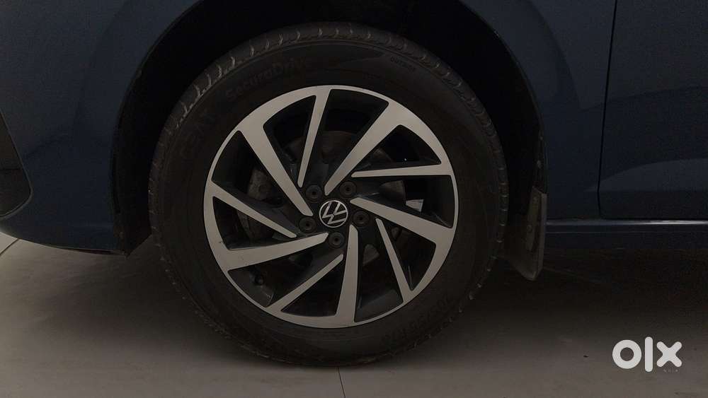 Volkswagen Virtus 1.0 Topline Tsi At, 2023, Petrol