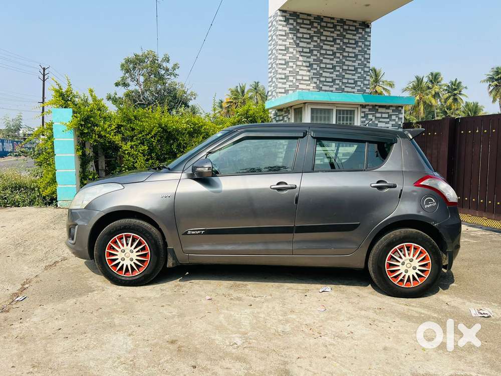 Maruti Suzuki Swift 1.2 Vxi (o), 2017, Petrol
