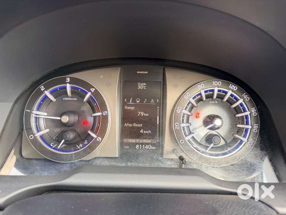 Toyota Innova Crysta 2.4 V 7 Str, 2018, Diesel