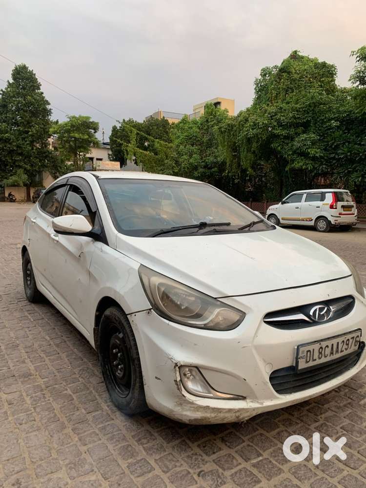 Hyundai Verna Petrol 2012