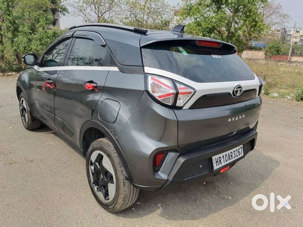 Tata Nexon, 2023, Petrol