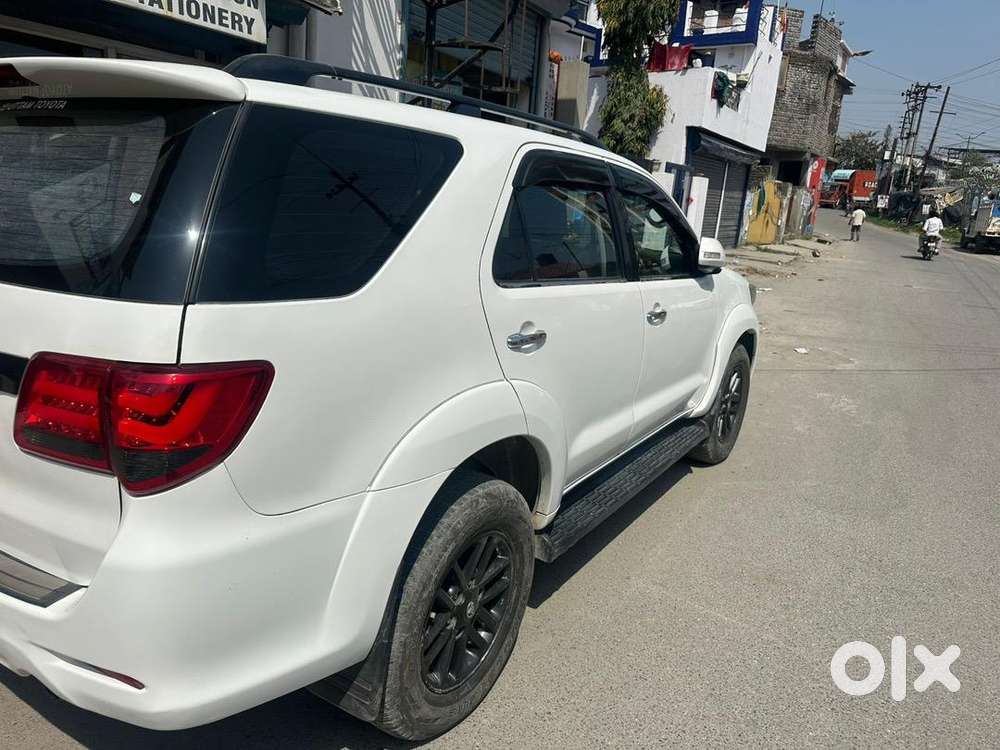 Toyota Fortuner 2016 Diesel Well Maintained