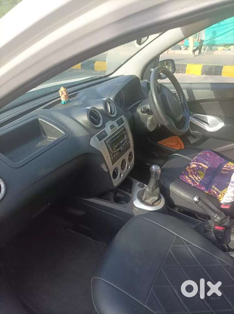 Ford Figo 1.2 Petrol 2015