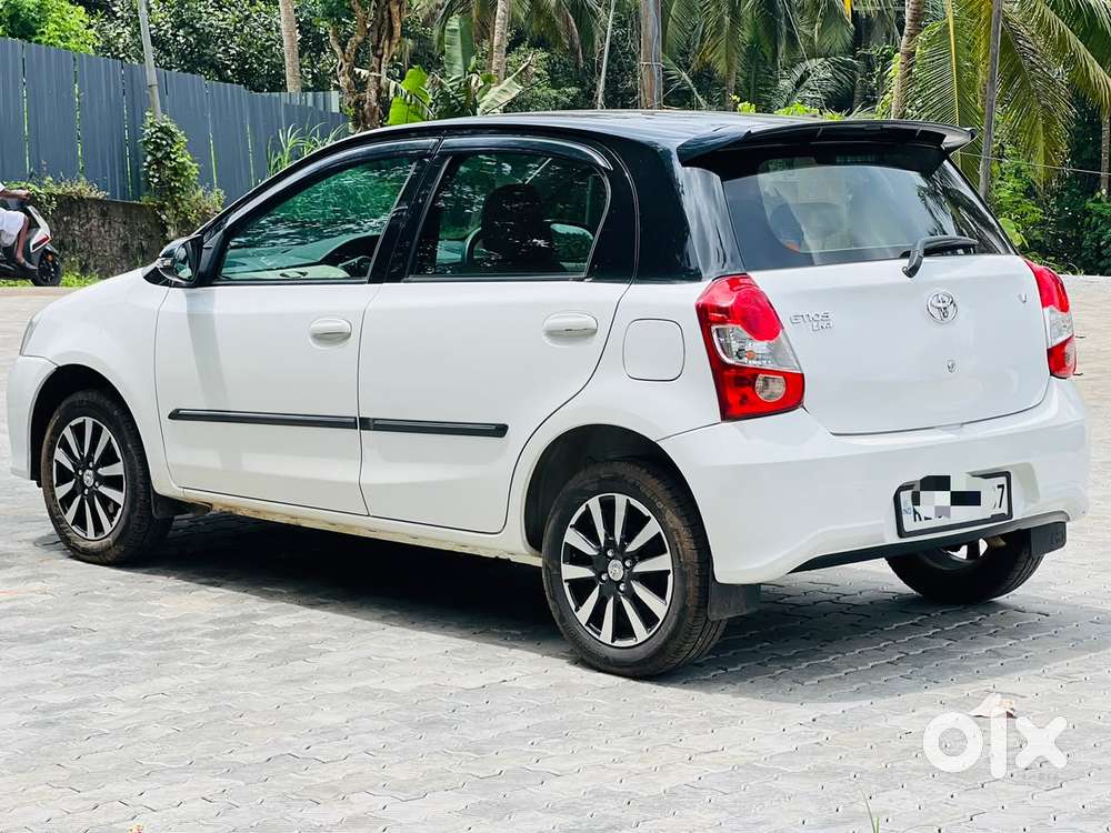 Toyota Etios Liva 1.2 V, 2018, Petrol
