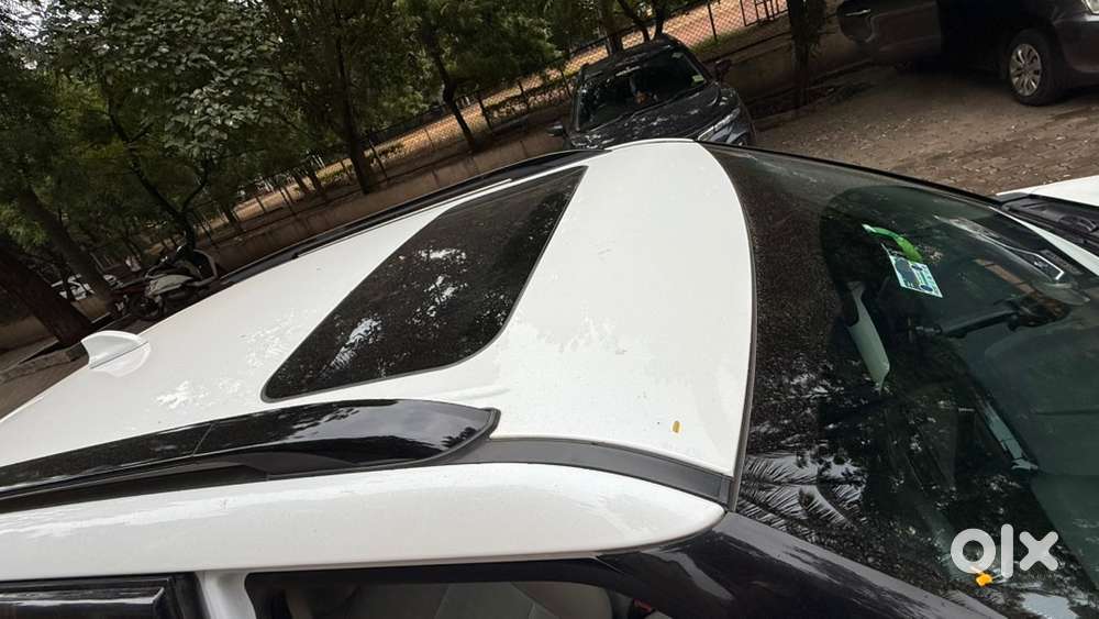Mahindra Xuv400 Ev 2025 Electric 25000 Km Driven
