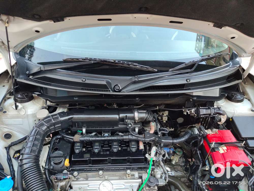 Maruti Suzuki Swift Vxi + Manual, 2022, Petrol