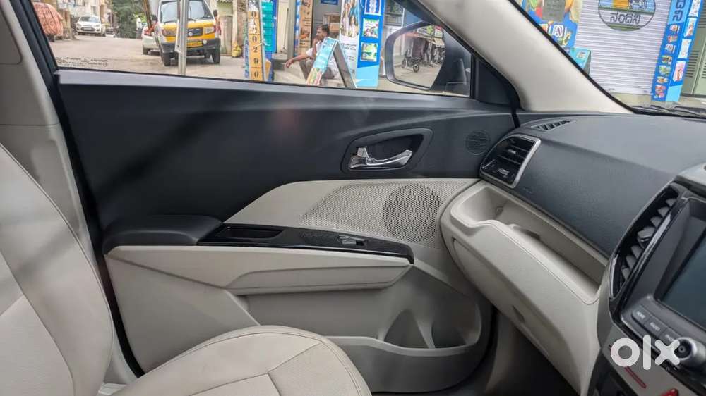 Mahindra Xuv300 Turbosport 2023 Diesel 42000 Km Driven