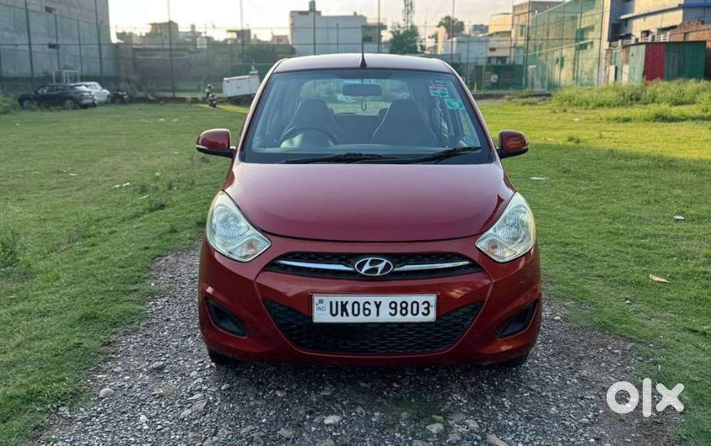 Hyundai I10 Sportz 1.2 At, 2013, Petrol
