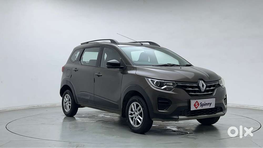 Renault Triber Rxt, 2023, Petrol